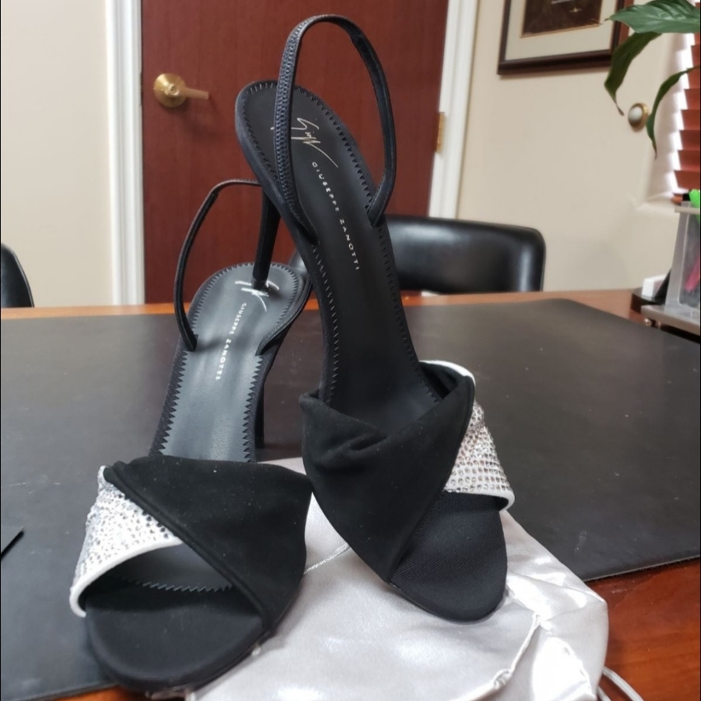 Giuseppe Zanotti slingbacks